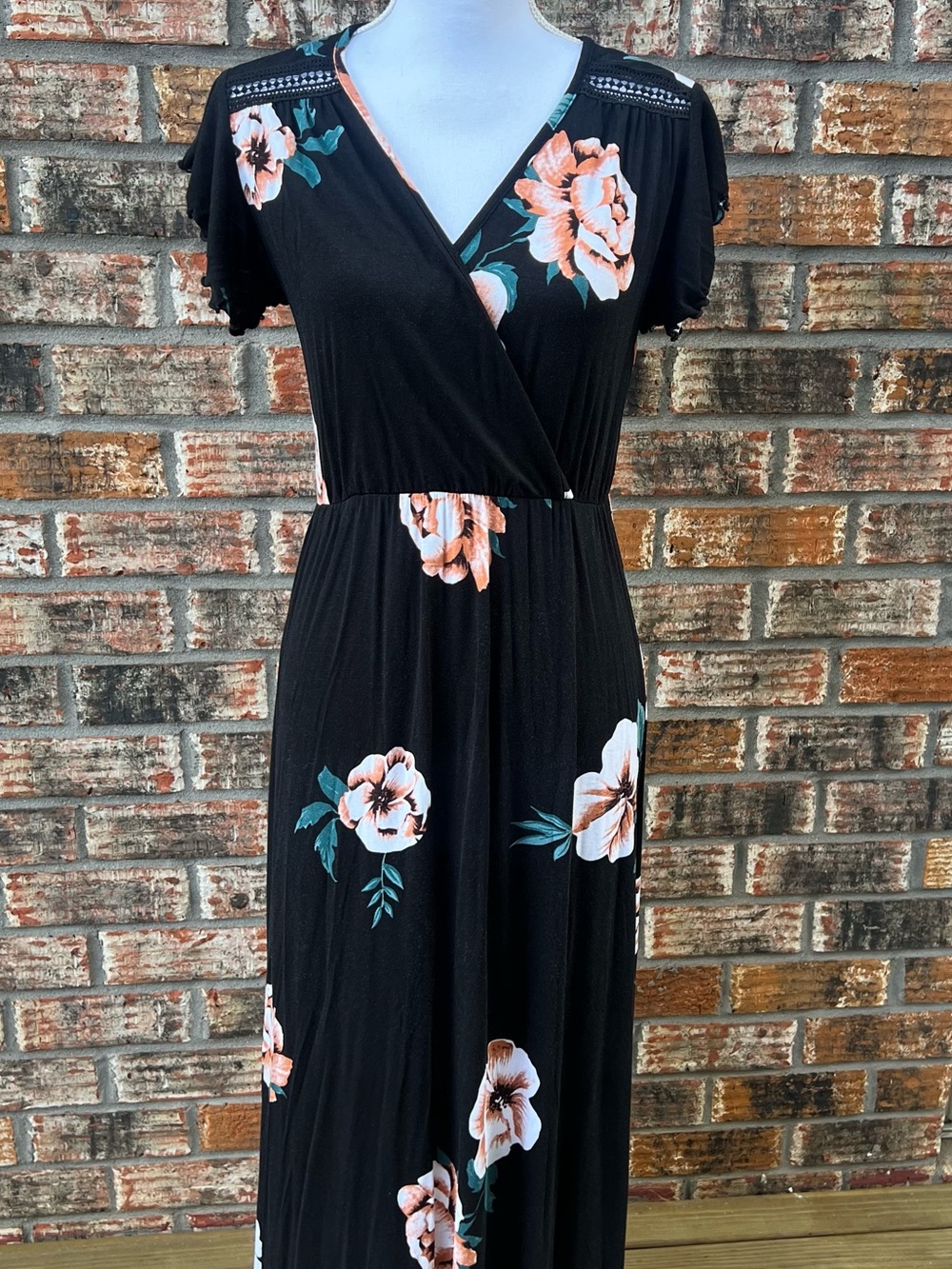 Loveappella Black Maxi Dress with flutter sleeves from Stitch Fix Large petite